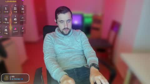 Snapshot of javierduro24 chatting on January 7, 7:06 pm javierduro24 online show from January 7, 7:06 pm