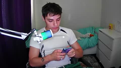 javi online show from November 3, 12:50 pm