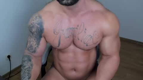 Snapshot of jaxonhunk chatting on February 26, 6:51 am JaxonHunk online show from February 26, 6:51 am
