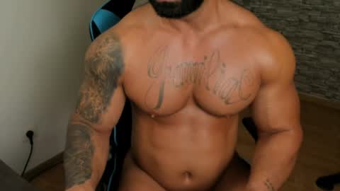 JaxonHunk online show from May 22, 8:37 pm