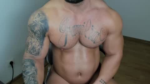 Snapshot of jaxonhunk chatting on February 18, 4:15 am JaxonHunk online show from February 18, 4:15 am