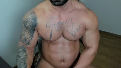 Snapshot of jaxonhunk chatting on February 16, 11:37 pm JaxonHunk online show from February 16, 11:37 pm
