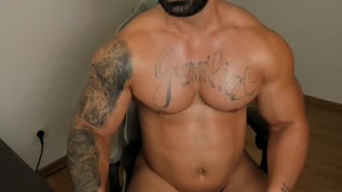 Snapshot of jaxonhunk chatting on September 11, 9:38 pm JaxonHunk online show from September 11, 9:38 pm