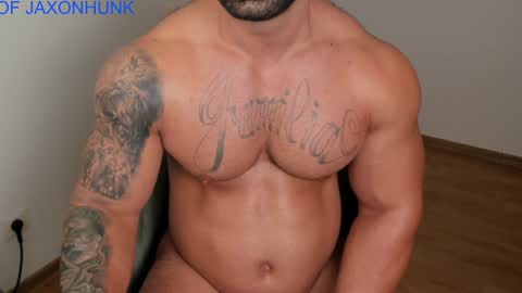 Snapshot of jaxonhunk chatting on January 9, 12:57 am JaxonHunk online show from January 9, 12:57 am