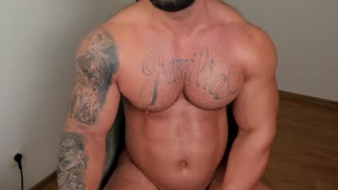 Snapshot of jaxonhunk chatting on January 29, 2:30 am JaxonHunk online show from January 29, 2:30 am