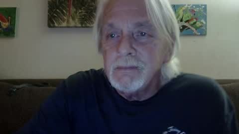 Snapshot of jay_jay1475 chatting on January 27, 12:01 am jay-jay1475 online show from January 27, 12:01 am