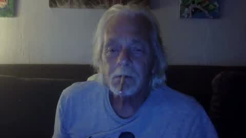 jay-jay1475 online show from May 16, 4:09 am