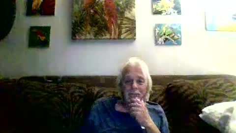 Snapshot of jay_jay1475 chatting on February 21, 1:33 am jay-jay1475 online show from February 21, 1:33 am