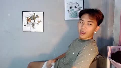 jay_xxx24 online show from April 29, 10:09 am