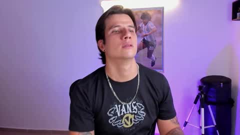 Jay Alvarrez online show from September 22, 7:51 pm