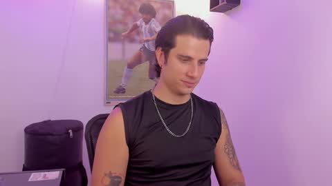 Jay Alvarrez online show from February 11, 8:45 pm