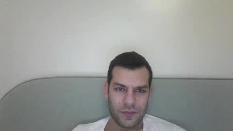 Snapshot of jaybay1999 chatting on January 25, 2:58 pm jaybay1999 online show from January 25, 2:58 pm