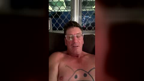 jaybee134257 online show from December 21, 1:34 am