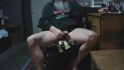 Grand Zaddy or Jay its casual online show from October 29, 9:00 am