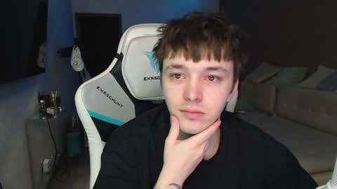 Snapshot of jayce_icestone chatting on February 7, 5:31 am Jayce online show from February 7, 5:31 am