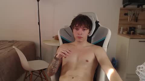 Snapshot of jayce_icestone chatting on September 17, 3:04 pm Jayce online show from September 17, 3:04 pm