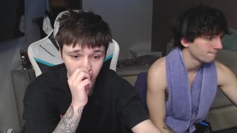 Snapshot of jayce_icestone chatting on January 25, 3:20 pm Jayce online show from January 25, 3:20 pm