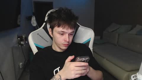 Snapshot of jayce_icestone chatting on February 7, 6:45 pm Jayce online show from February 7, 6:45 pm