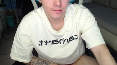 Snapshot of jayce_icestone chatting on January 16, 1:16 am Jayce online show from January 16, 1:16 am