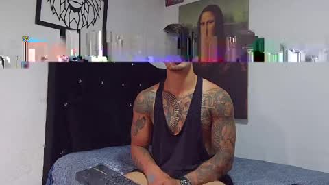 jayden_colback01 online show from May 2, 6:46 pm