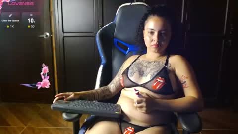      online show from June 25, 11:32 pm