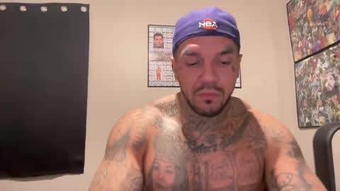 jayjaythebutcher23 online show from August 8, 8:19 pm