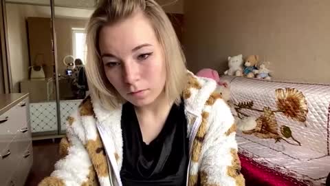 Mira online show from October 30, 8:26 am