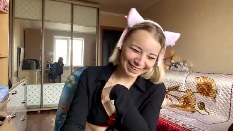 Mira online show from October 22, 9:45 am