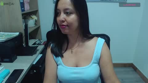 Jazmin online show from September 14, 5:32 am
