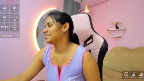 jazmin  online show from September 19, 11:03 am