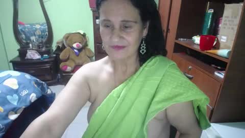 jazmim online show from February 20, 3:01 am
