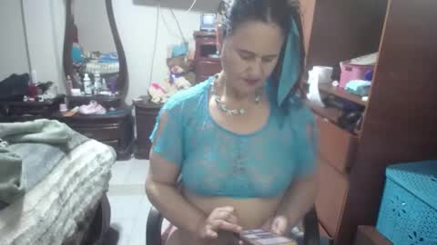 jazmim online show from March 25, 2:02 pm