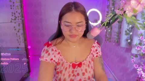 Snapshot of jazmineferrari1 chatting on January 11, 7:39 am Jazmine online show from January 11, 7:39 am