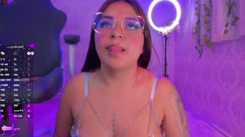 Snapshot of jazmineferrari1 chatting on January 30, 1:42 pm Jazmine online show from January 30, 1:42 pm