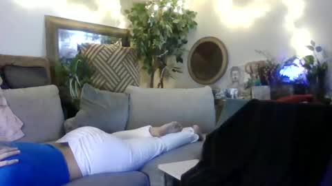 Snapshot of jazminpagem chatting on December 20, 4:53 am JazminJemini online show from December 20, 4:53 am