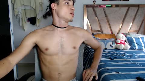 Lin online show from February 10, 10:24 pm