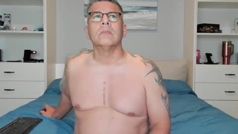 jc1971 online show from November 16, 3:19 am