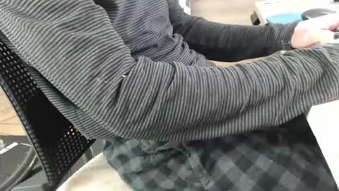 jc200000 online show from April 13, 5:28 pm