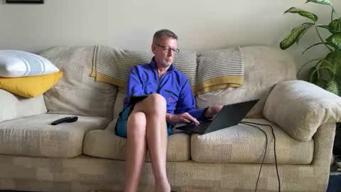 Jon online show from October 12, 4:21 pm