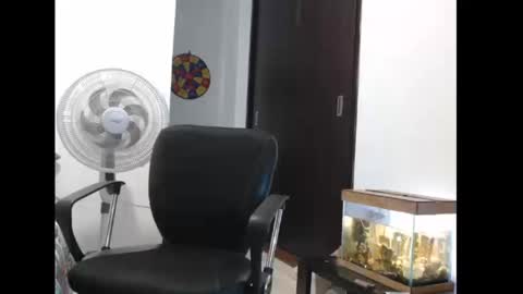 Snapshot of jcolbi chatting on September 9, 9:59 pm JColbi online show from September 9, 9:59 pm
