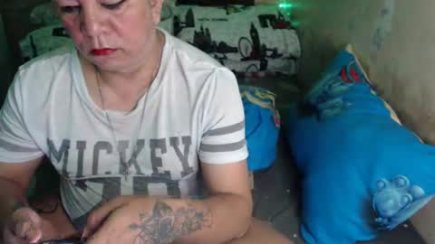 Snapshot of jdan81 chatting on December 4, 4:59 am GorgeousCASSIE online show from December 4, 4:59 am
