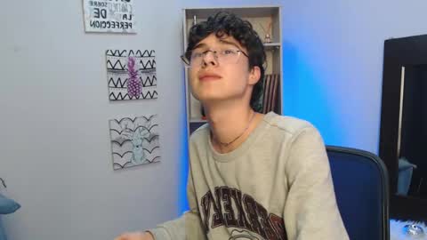 Snapshot of jeam_hot chatting on January 8, 12:17 am jeam_hot online show from January 8, 12:17 am