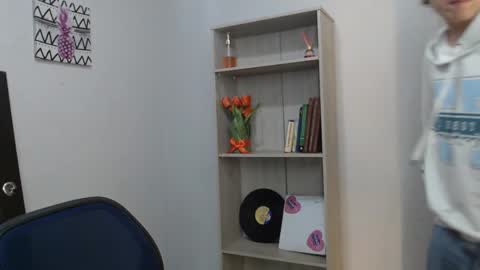 Snapshot of jeam_hot chatting on January 5, 10:29 pm jeam_hot online show from January 5, 10:29 pm