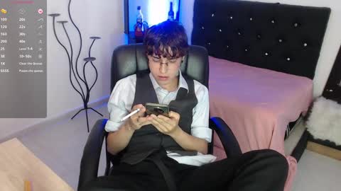 Snapshot of jeam_hot chatting on September 15, 9:27 pm jeam_hot online show from September 15, 9:27 pm