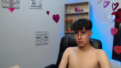 Snapshot of jeam_hot chatting on March 12, 12:31 am jeam_hot online show from March 12, 12:31 am