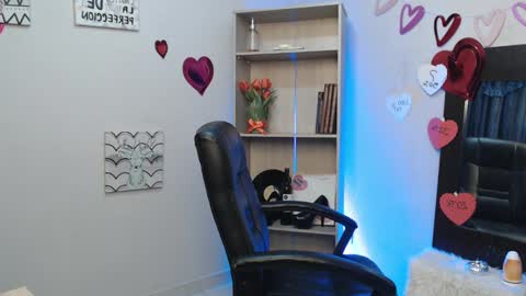 Snapshot of jeam_hot chatting on March 10, 9:29 pm jeam_hot online show from March 10, 9:29 pm