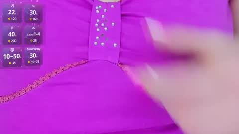 jeanniefox_ online show from February 11, 1:51 pm