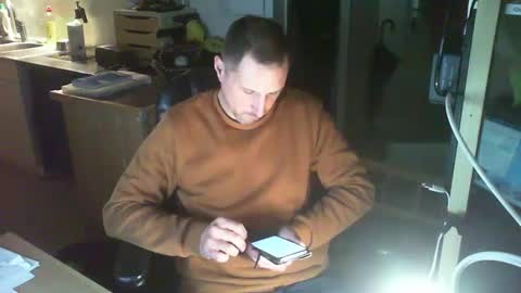 Snapshot of jef74700 chatting on February 3, 5:29 am Jrme online show from February 3, 5:29 am