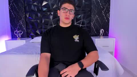 Jeff online show from October 31, 9:04 pm