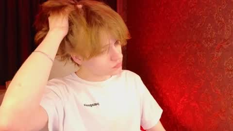 Snapshot of jeffre_y chatting on January 16, 6:16 pm Jeffrey online show from January 16, 6:16 pm